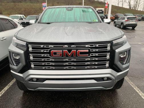 2023 GMC Canyon Denali