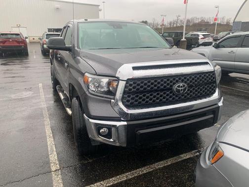 2018 Toyota Tundra SR5