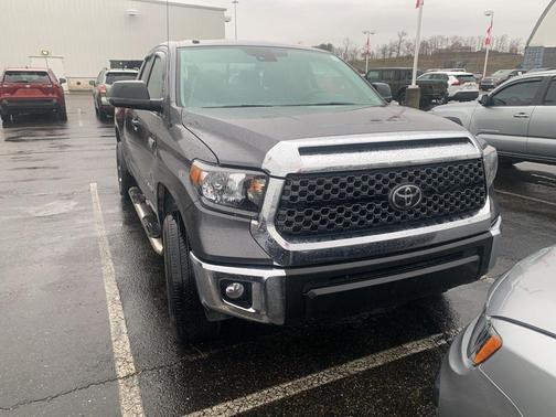 2018 Toyota Tundra SR5