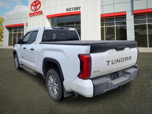 2022 Toyota Tundra SR5