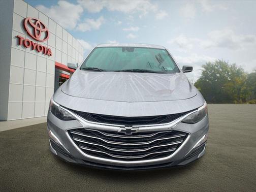 2025 Chevrolet Malibu FWD RS