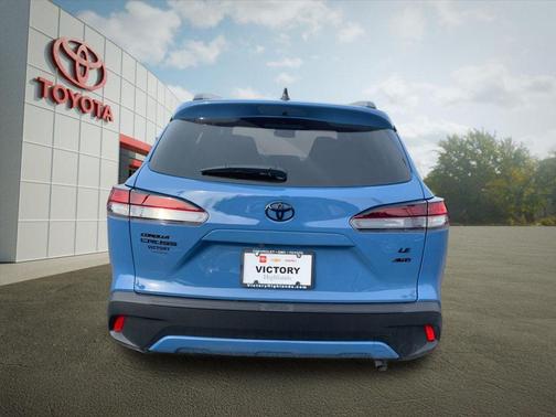 2026 Toyota Corolla Cross LE