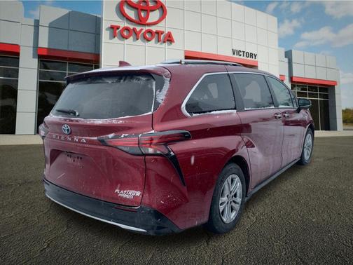 2021 Toyota Sienna Platinum 7 Passenger
