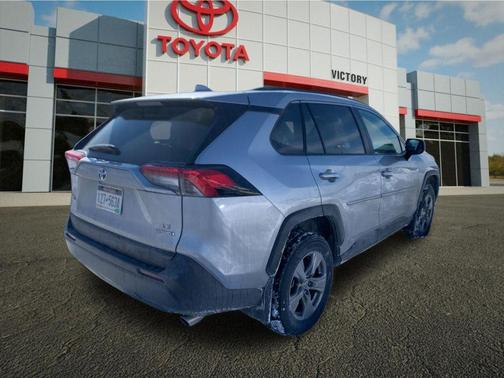 2024 Toyota RAV4 Hybrid LE