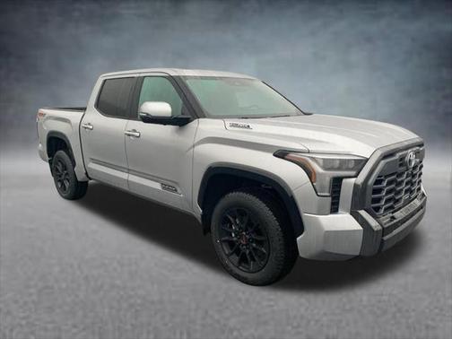2025 Toyota Tundra Hybrid Platinum