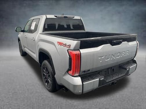 2025 Toyota Tundra Hybrid Platinum
