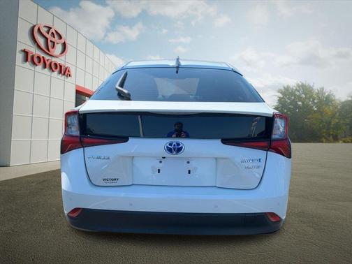 Blizzard Pearl 2019 Toyota Prius Limited