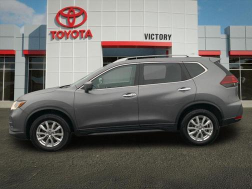 2018 Nissan Rogue SV