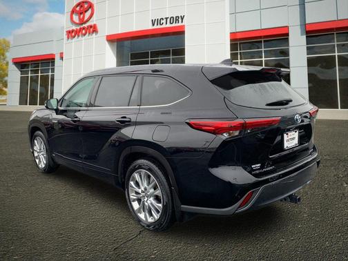 2021 Toyota Highlander Hybrid Limited