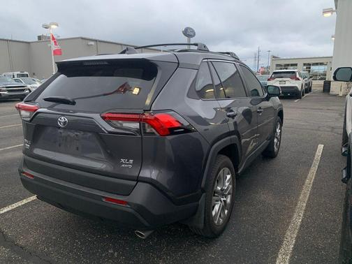 2025 Toyota RAV4 XLE Premium