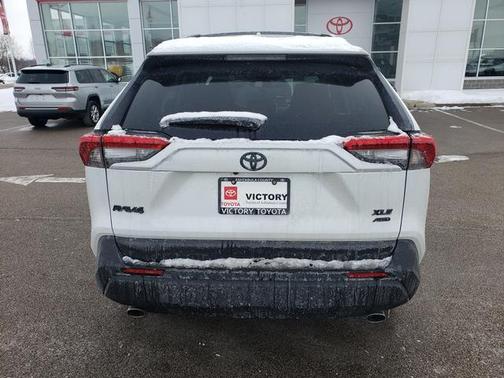 2025 Toyota RAV4 XLE Premium