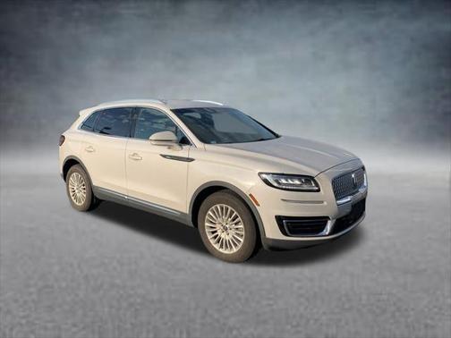 2019 Lincoln Nautilus Standard