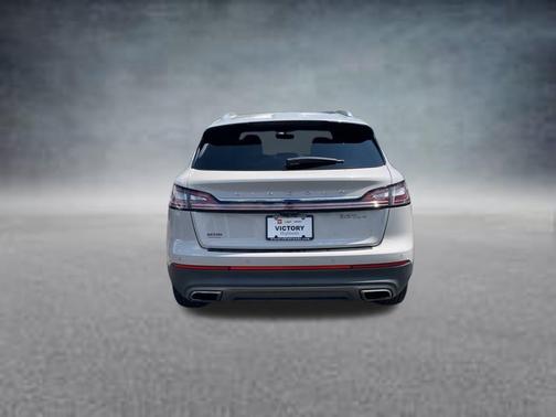 2019 Lincoln Nautilus Standard