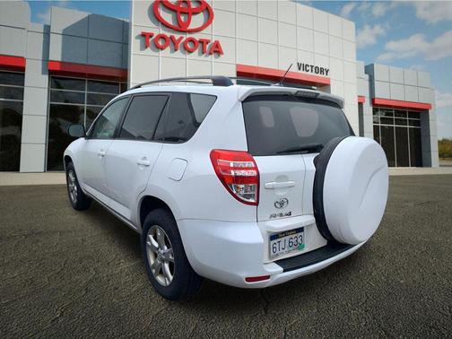 Pearl 2018 Toyota RAV4 Limited
