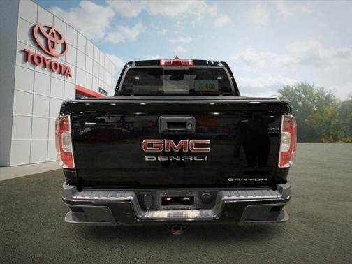 2021 GMC Canyon Denali