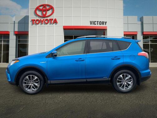2017 Toyota RAV4 Hybrid XLE