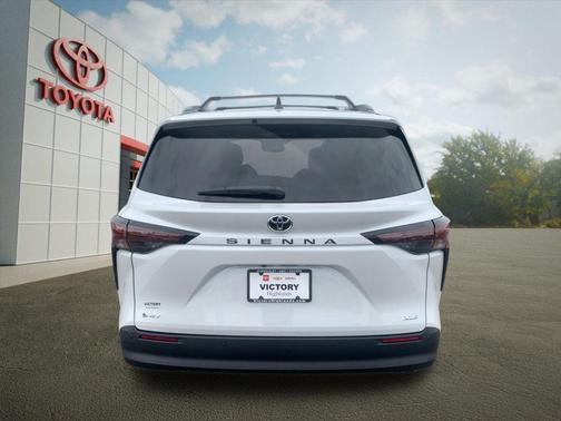 Wind Chill Prl 2026 Toyota Sienna XLE