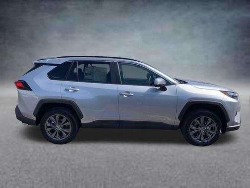 2025 Toyota RAV4 Hybrid XLE Premium