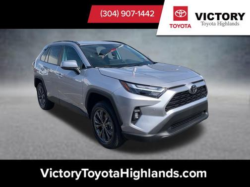 2025 Toyota RAV4 Hybrid XLE Premium