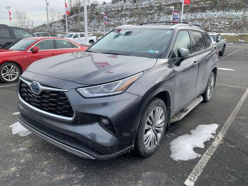 2024 Toyota Highlander Hybrid Platinum