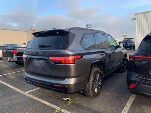 2024 Toyota Sequoia Platinum