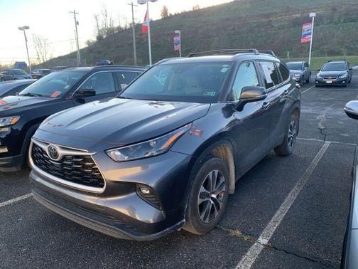 2024 Toyota Highlander XLE