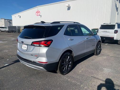 2022 Chevrolet Equinox AWD RS