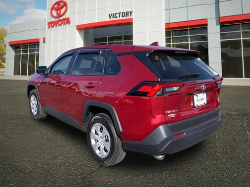Pearl 2025 Toyota RAV4 LE