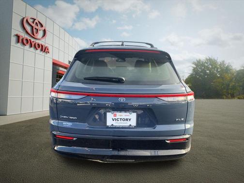 2025 Toyota Crown Signia XLE