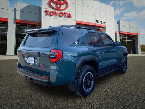 Everest 2026 Toyota 4Runner TRD Off Road Premium