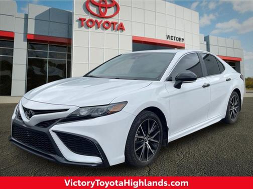 Ice Cap 2024 Toyota Camry SE
