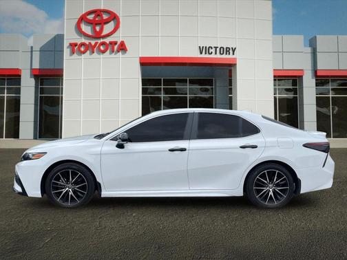 Ice Cap 2024 Toyota Camry SE