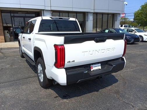 Ice Cap 2024 Toyota Tundra SR5
