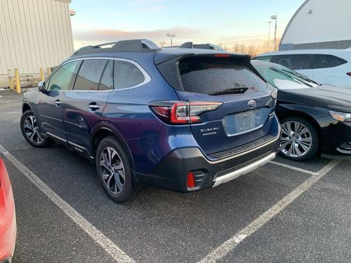 2021 Subaru Outback Touring XT
