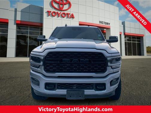 2022 RAM 2500 Big Horn Crew Cab 4x4 6'4' Box