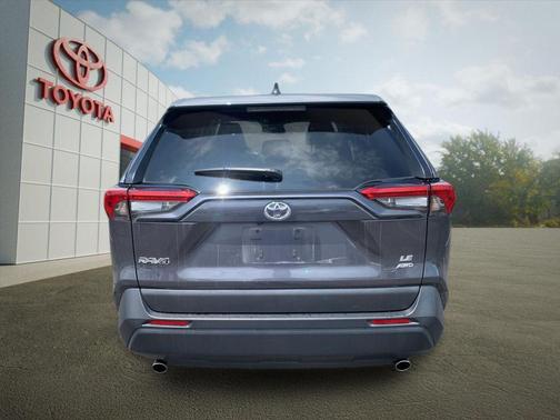 Magnetic Gray Metallic 2024 Toyota RAV4 LE