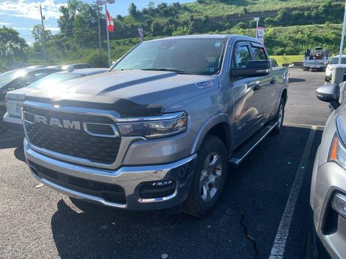 Billet Silver Metallic Clearcoat 2025 RAM 1500 Big Horn/Lone Star