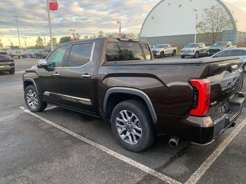 2023 Toyota Tundra Hybrid 1794 Edition
