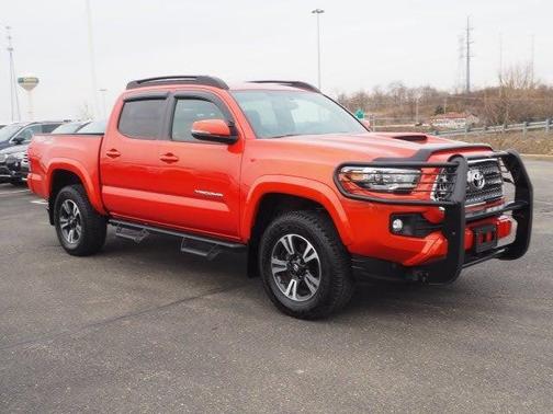 2017 Toyota Tacoma TRD Sport