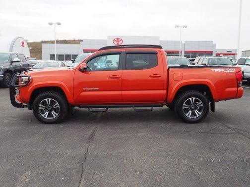 2017 Toyota Tacoma TRD Sport