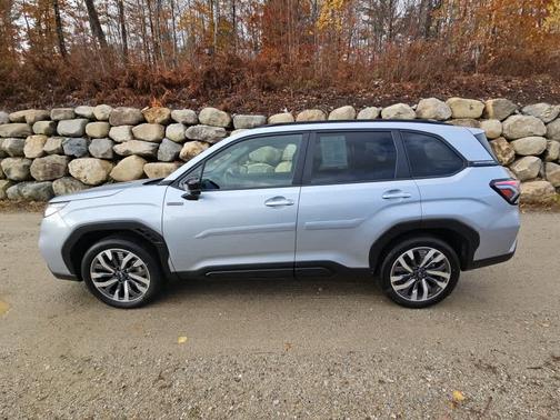 2025 Subaru Forester Touring Hybrid