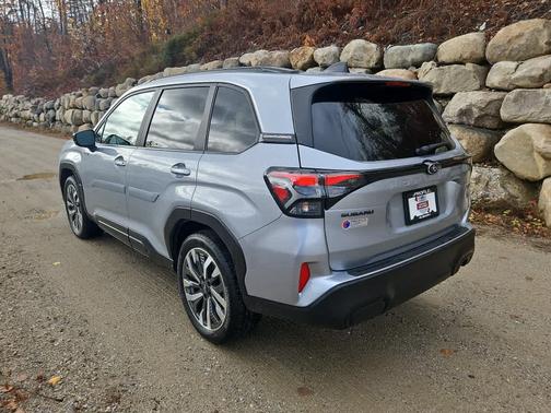 2025 Subaru Forester Touring Hybrid