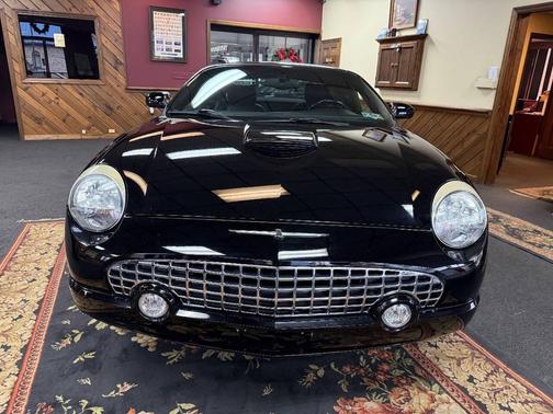 2004 Ford Thunderbird Deluxe