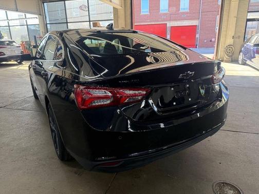 2025 Chevrolet Malibu LT