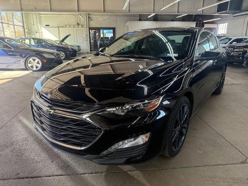 2025 Chevrolet Malibu LT