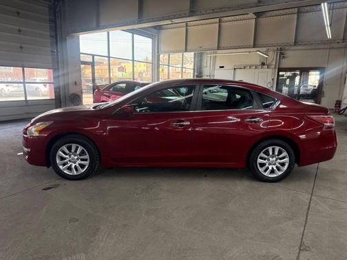 2015 Nissan Altima 2.5 SV