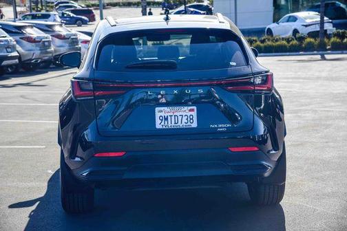 2025 Lexus NX 350h Premium