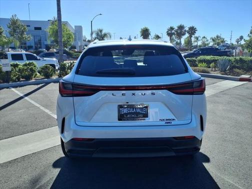2025 Lexus NX 350h Premium