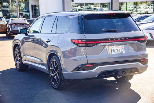 2024 Lexus TX 500h F SPORT Premium