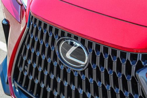2025 Lexus NX 350h Premium
